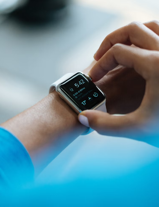 Women seeing Time on watch